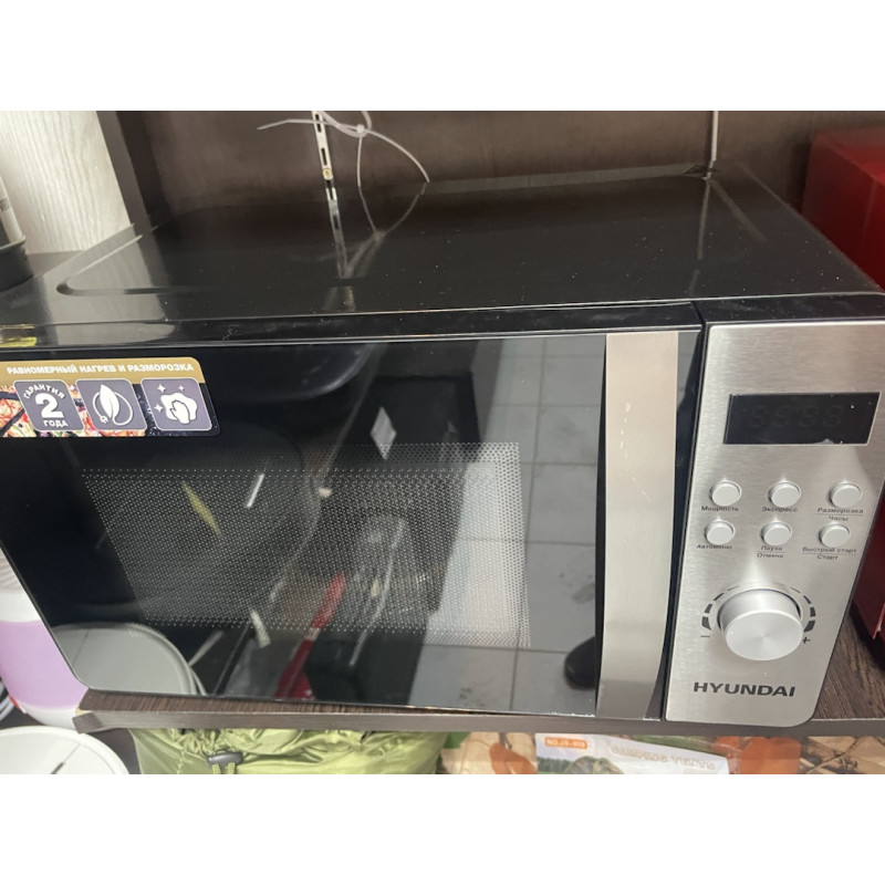 Микроволновые печи Hyundai HYM-D2074            
            б/у