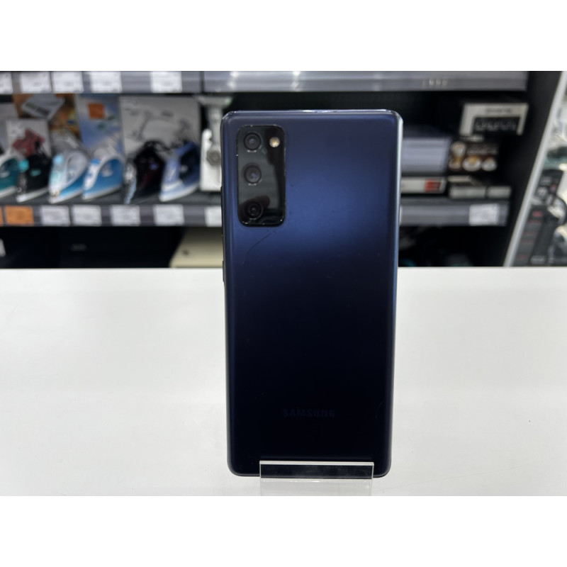 Мобильный телефон Samsung Galaxy S20 FE 6/128 GB            
            б/у