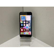 Мобильный телефон Apple iPhone 7 2/32 GB.            
            б/у
