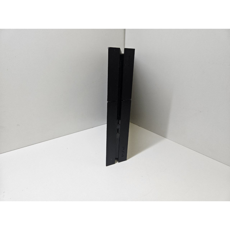 Игровые приставки Sony Playstation 4 500GB (CUH-1208A)            
            б/у