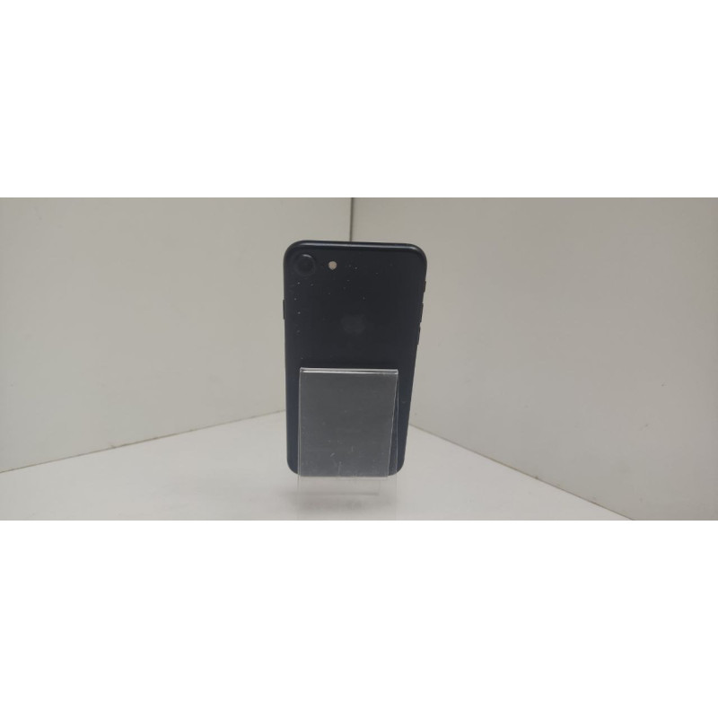 Мобильный телефон Apple iPhone 7 2/128 GB.            
            б/у