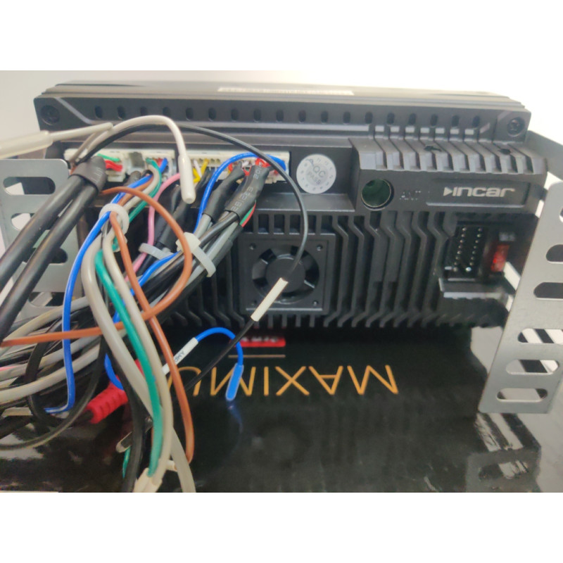 Автомагнитола Incar TMX-7703-3 Maximum            
            б/у