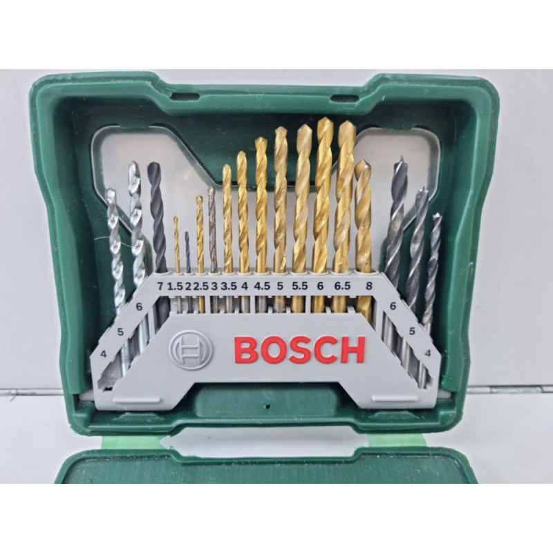 Набор сверл и бит Bosch X30 Ti            
            б/у