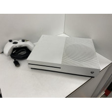 Игровые приставки Microsoft Xbox One S 1TB            
            б/у