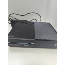 Игровые приставки Microsoft Xbox One 500GB            
            б/у