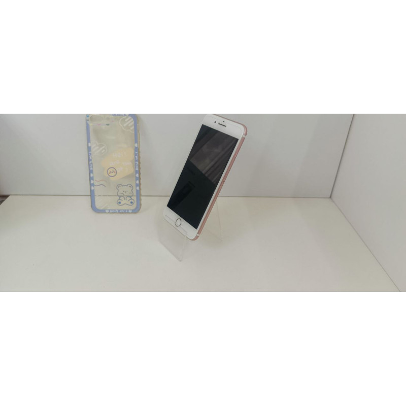 Мобильный телефон Apple iPhone 7 Plus 3/32 GB            
            б/у