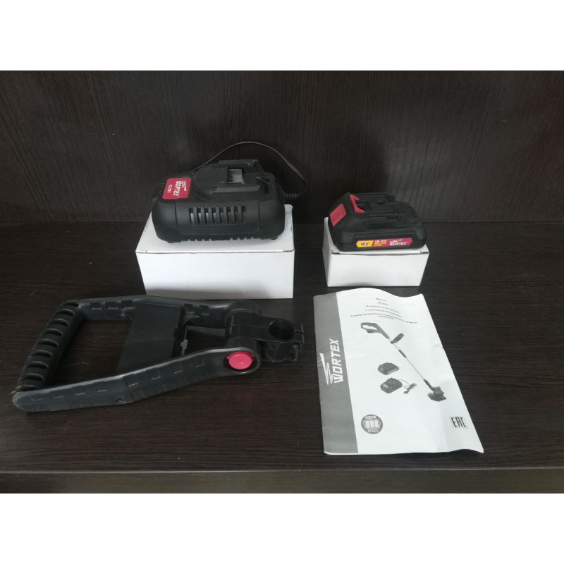 Триммер аккумуляторный DAEWOO DABC 4242Li SET            
            б/у