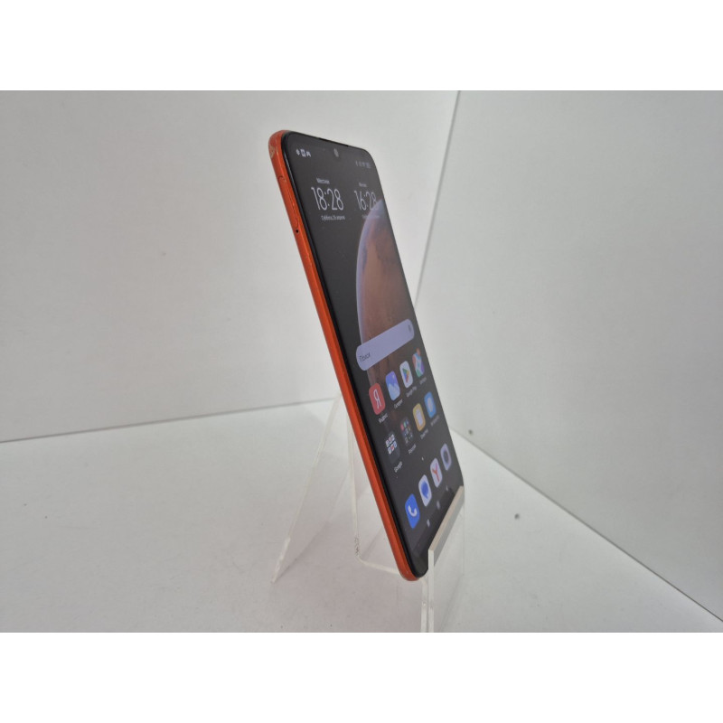 Мобильный телефон Xiaomi Redmi 9C 2/32 GB            
            б/у