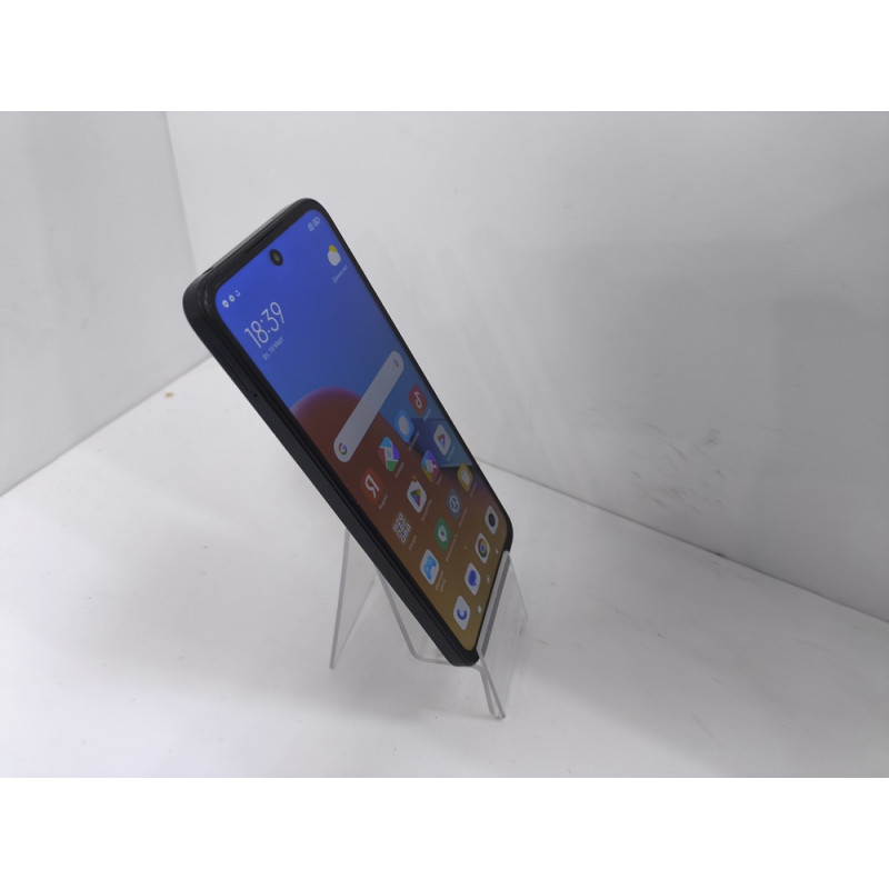 Мобильный телефон Xiaomi Redmi 12 8/256 GB            
            б/у