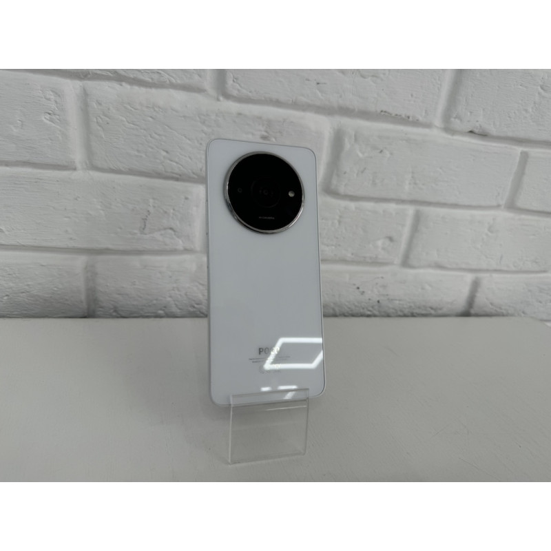 Мобильный телефон Xiaomi Poco C61 3/64 GB            
            б/у
