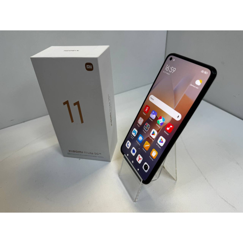 Мобильный телефон Xiaomi Mi 11 Lite 5G NE 8/128 GB            
            б/у