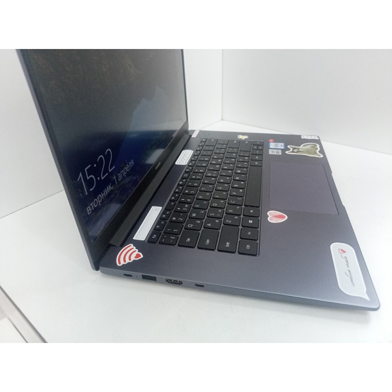 Ноутбук HUAWEI MateBook D15            
            б/у