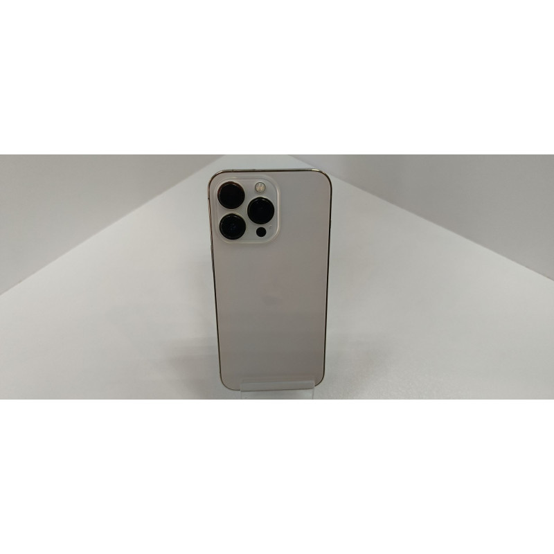 Мобильный телефон Apple iPhone 13 Pro 6/128 GB            
            б/у