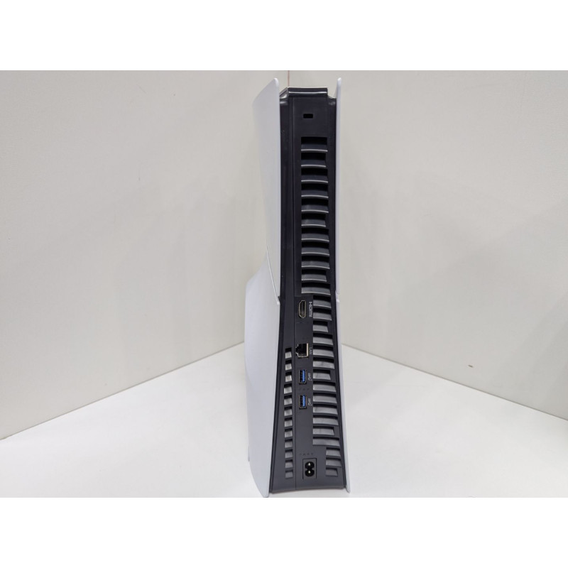 Игровые приставки Sony Playstation 5 Slim 1TB (CFI-2000)            
            б/у