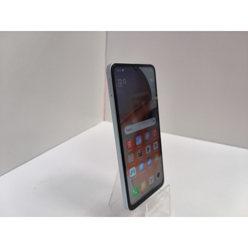 Мобильный телефон Xiaomi Redmi 13C 4/128 GB            
            б/у