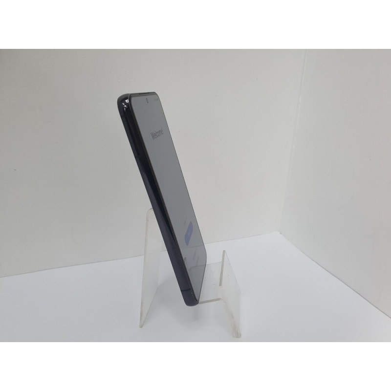 Мобильный телефон Samsung Galaxy S22 8/128 GB            
            б/у