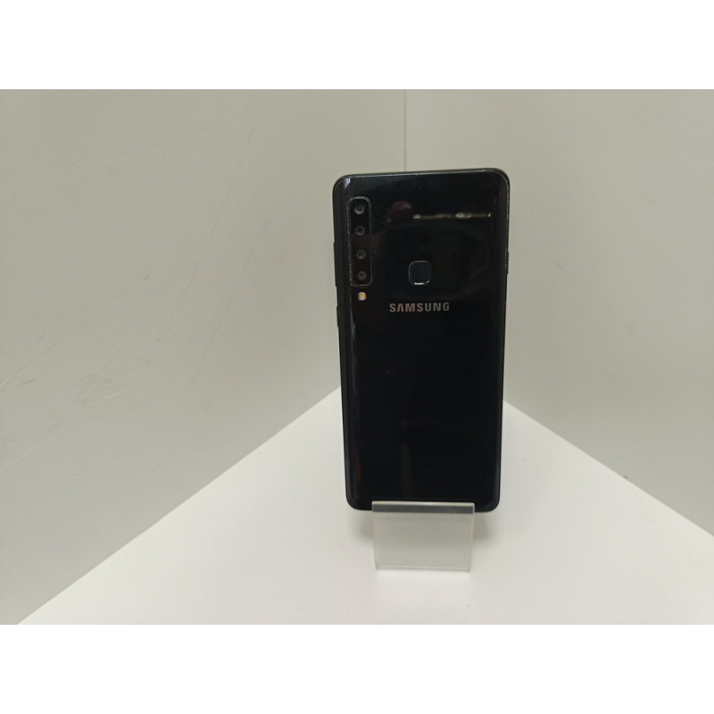 Мобильный телефон Samsung Galaxy A9 (2018) SM-A920F 6/128 GB            
            б/у