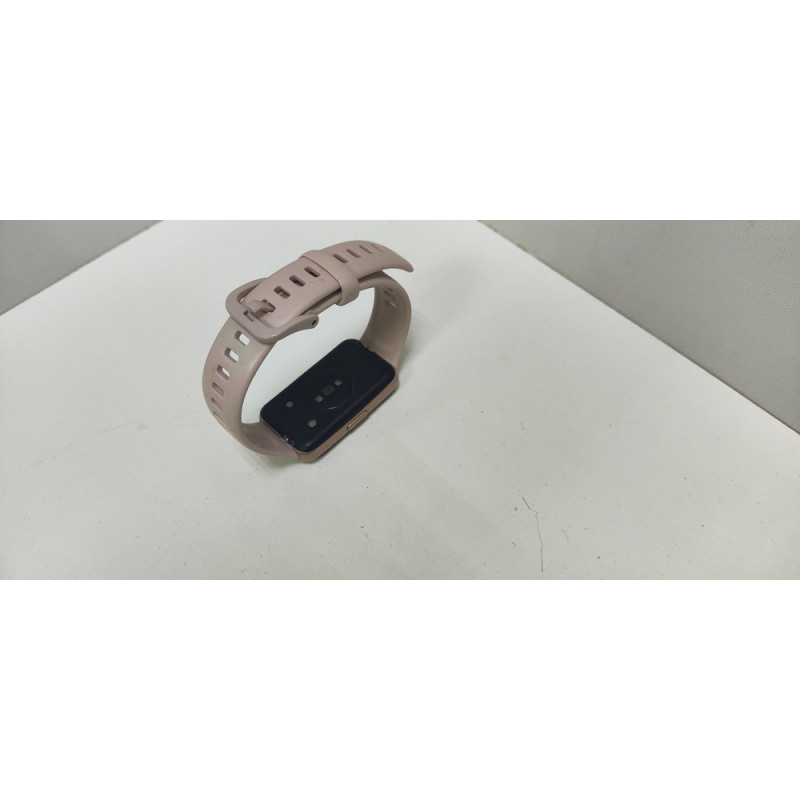 Умные Часы Huawei Band 7            
            б/у