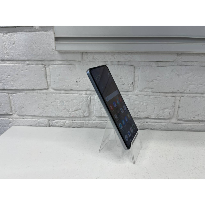 Мобильный телефон Xiaomi Redmi Note 12 Pro 8/256 GB            
            б/у