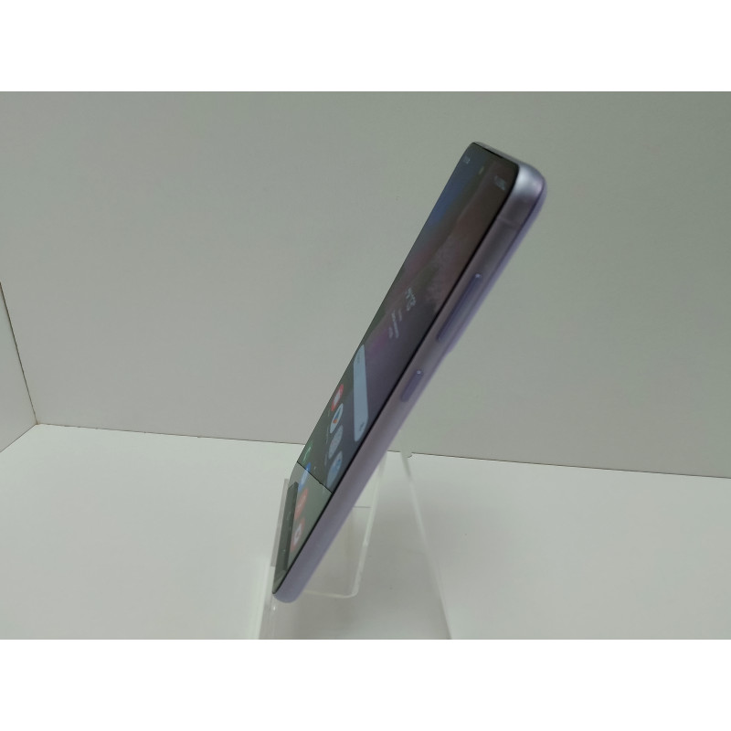 Мобильный телефон Samsung Galaxy S21 FE 6/128 GB            
            б/у