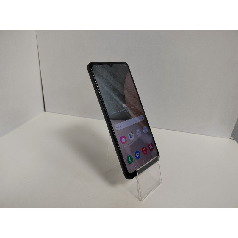 Мобильный телефон Samsung Galaxy A12 3/32 GB            
            б/у