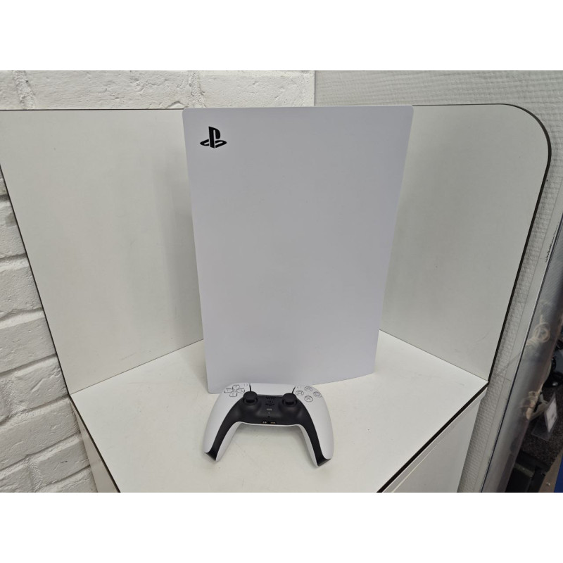 Игровые приставки Sony Playstation 5 825GB (CFI-1200A)            
            б/у