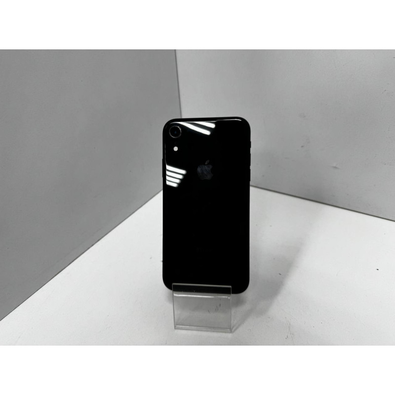 Мобильный телефон Apple iPhone XR 3/128 GB            
            б/у