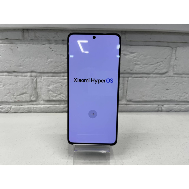 Мобильный телефон Xiaomi Poco X6 5G 8/256 GB            
            б/у
