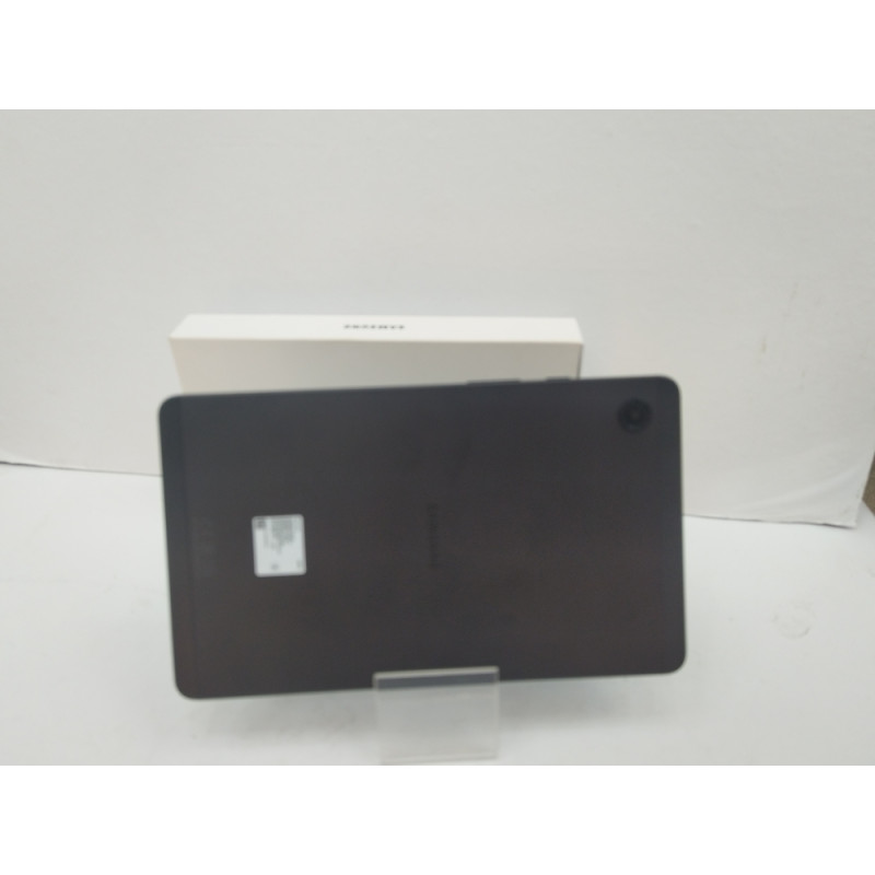 Планшет без SIM-карты Samsung Galaxy Tab A9 SM-X110 8.7' 8/128GB            
            б/у