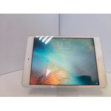 Планшет без SIM-карты Apple iPad mini 16GB MD531RS/A            
            б/у
