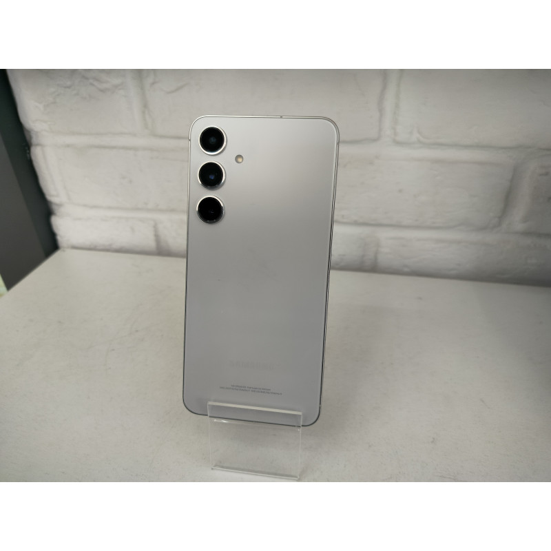 Мобильный телефон Samsung Galaxy S24+ 12/256            
            б/у