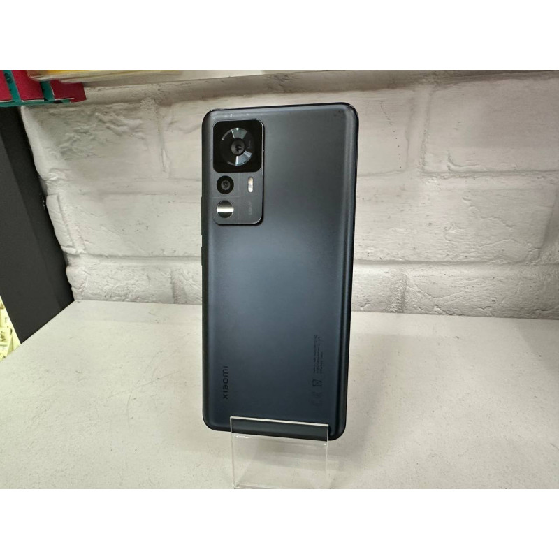 Мобильный телефон Xiaomi 12T 8/128 GB            
            б/у