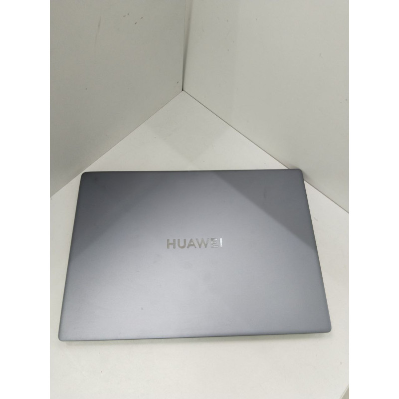 Ноутбук HUAWEI MateBook D16 MCLF-X            
            б/у