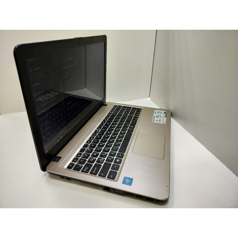 Ноутбук ASUS X540S            
            б/у