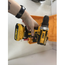 Шуруповерт No name 18v Dewalt            
            б/у