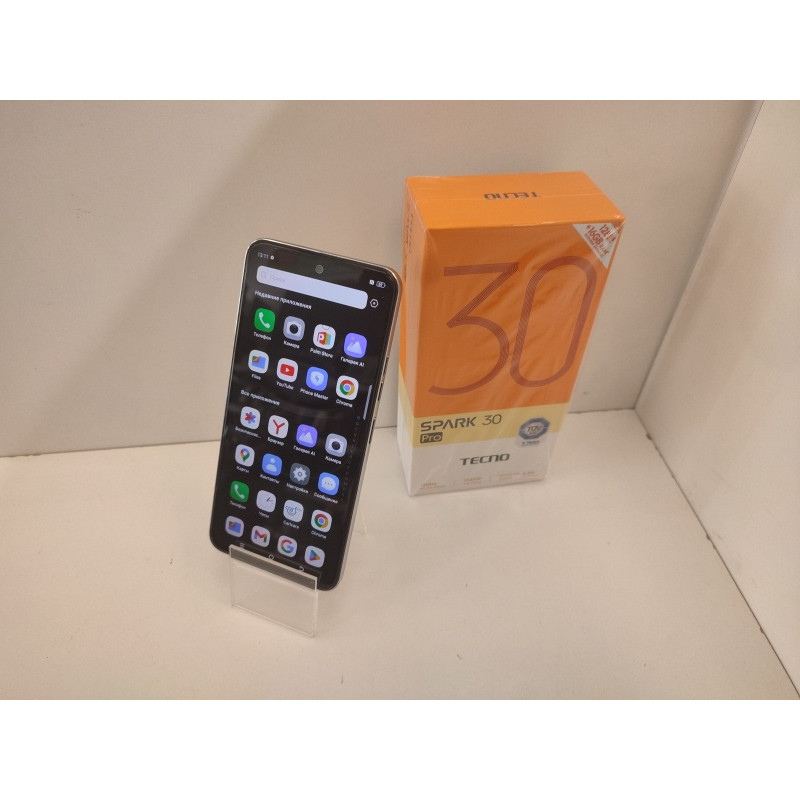 Мобильный телефон Tecno SPARK 30 Pro 8/128 GB            
            б/у