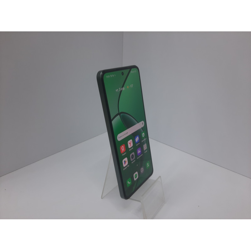 Мобильный телефон REALME 12 8/128 GB            
            б/у