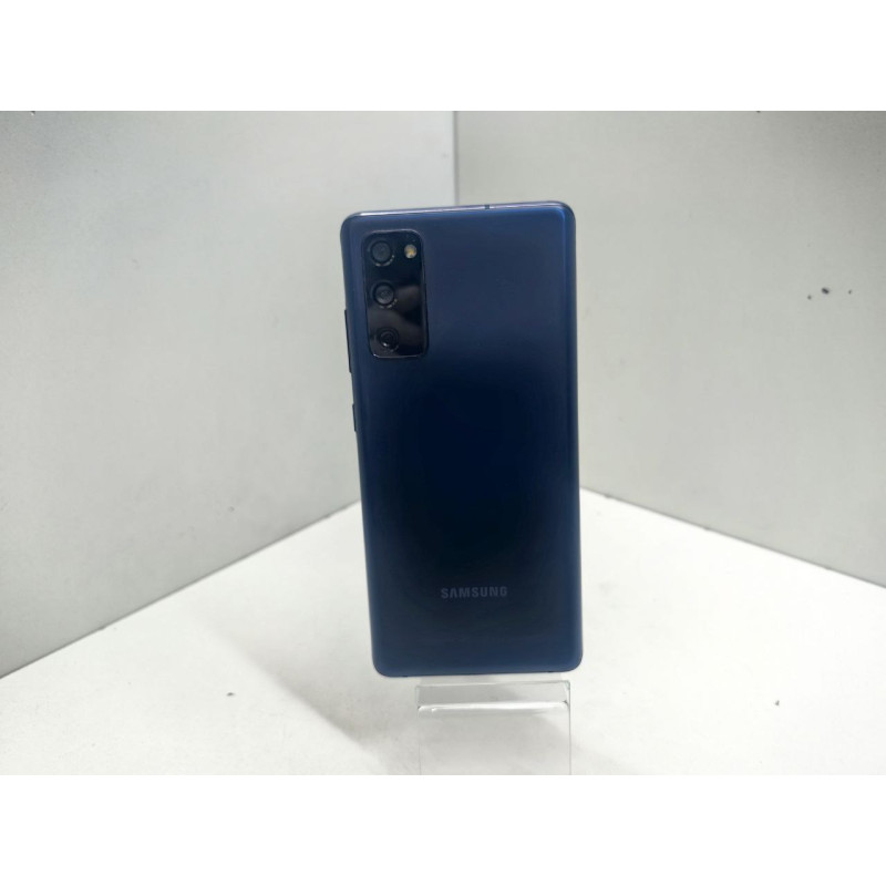 Мобильный телефон Samsung Galaxy S20 FE 6/128 GB            
            б/у