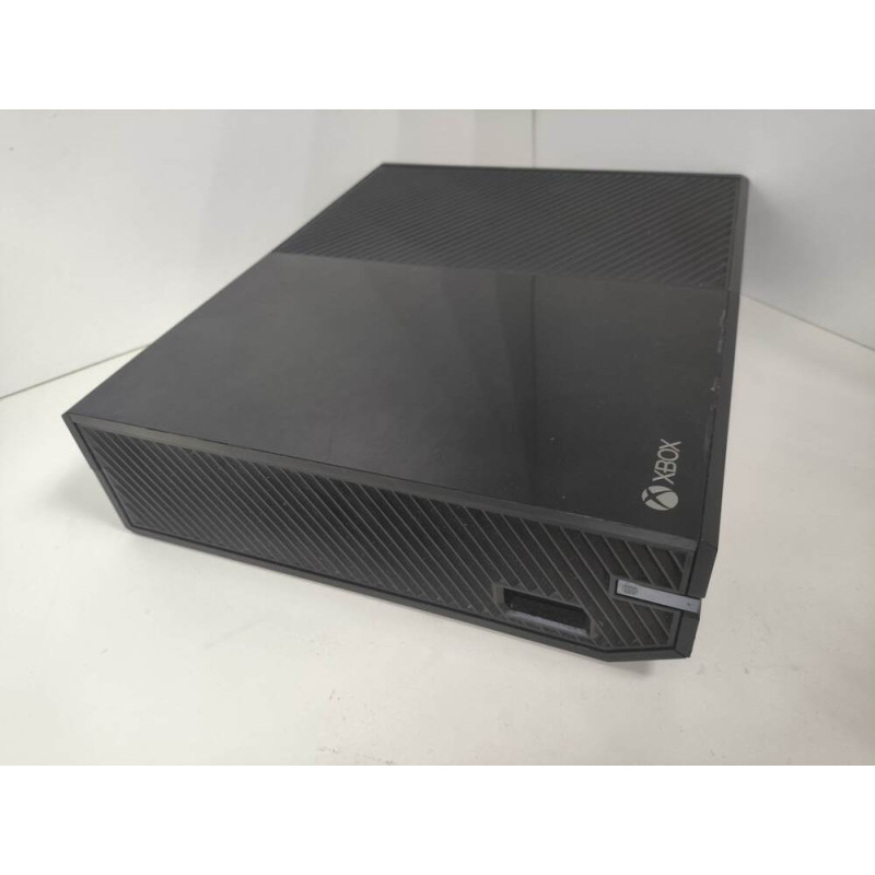 Игровые приставки Microsoft Xbox One 500GB            
            б/у