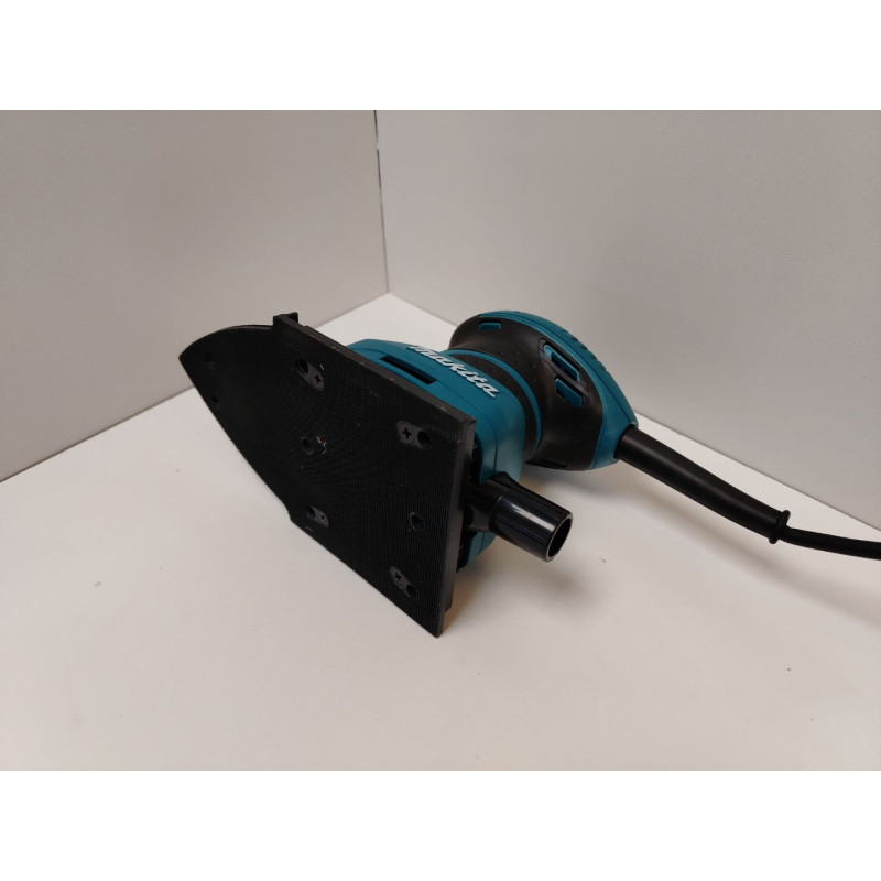Вибрационная шлифовальная машина Makita BO4565            
            б/у
