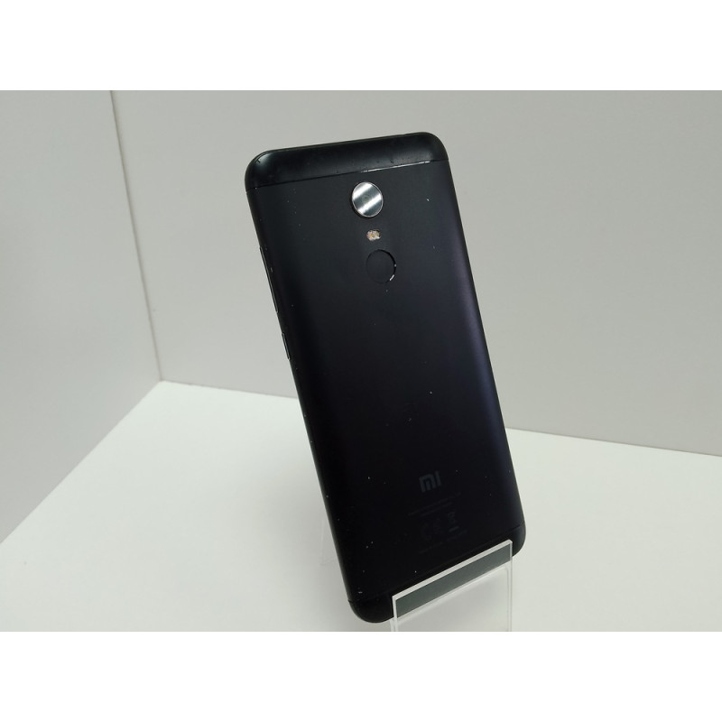 Мобильный телефон Xiaomi Redmi 5 Plus 4/64 GB            
            б/у