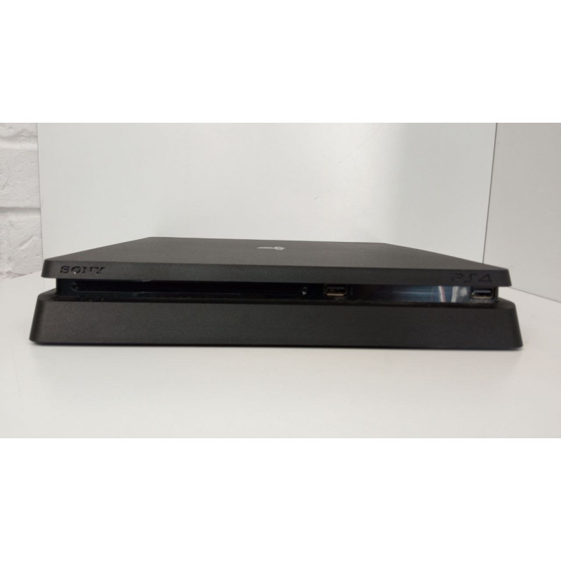Игровые приставки Sony Playstation 4 SLIM 1TB (CUH-2208B)            
            б/у