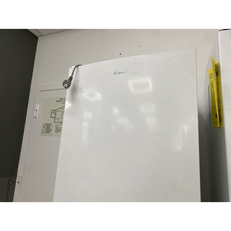 Холодильники Candy CCRN 6180W            
            б/у