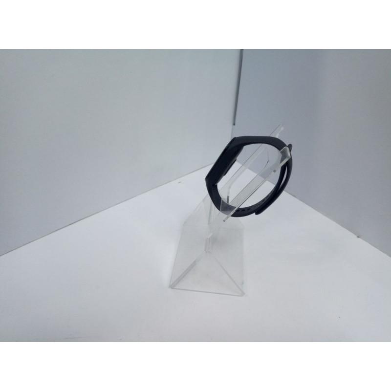 Фитнес-браслеты Xiaomi Mi Smart Band 7            
            б/у