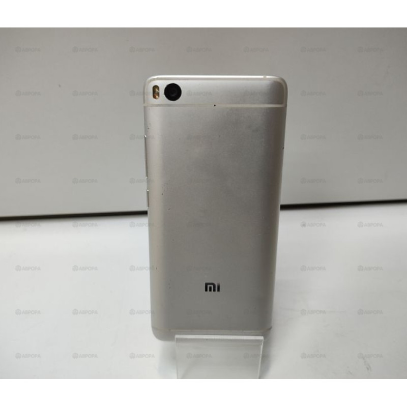 Мобильный телефон Xiaomi Mi 4W 3/16 GB            
            б/у