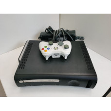 Игровые приставки Microsoft Xbox 360 120GB            
            б/у