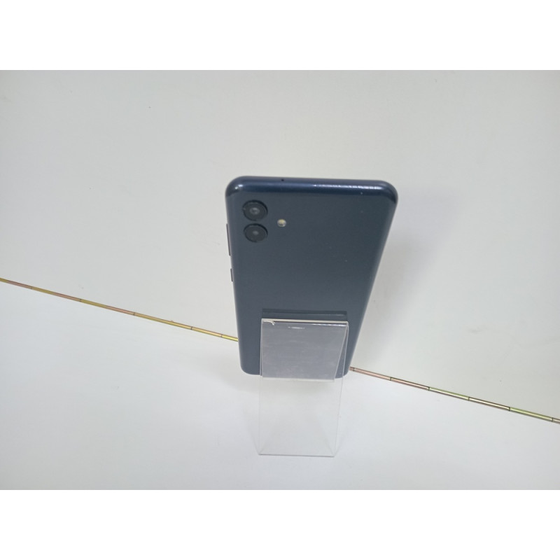 Мобильный телефон Samsung Galaxy A04 4/64 GB            
            б/у