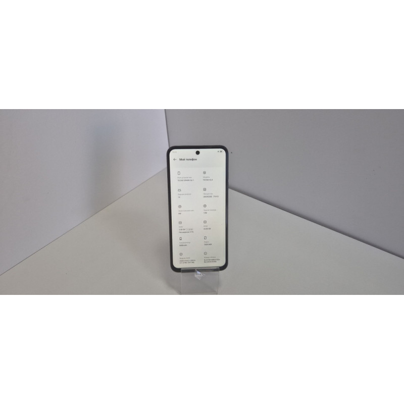 Мобильный телефон Tecno SPARK GO 1 KL4 3/64 GB            
            б/у