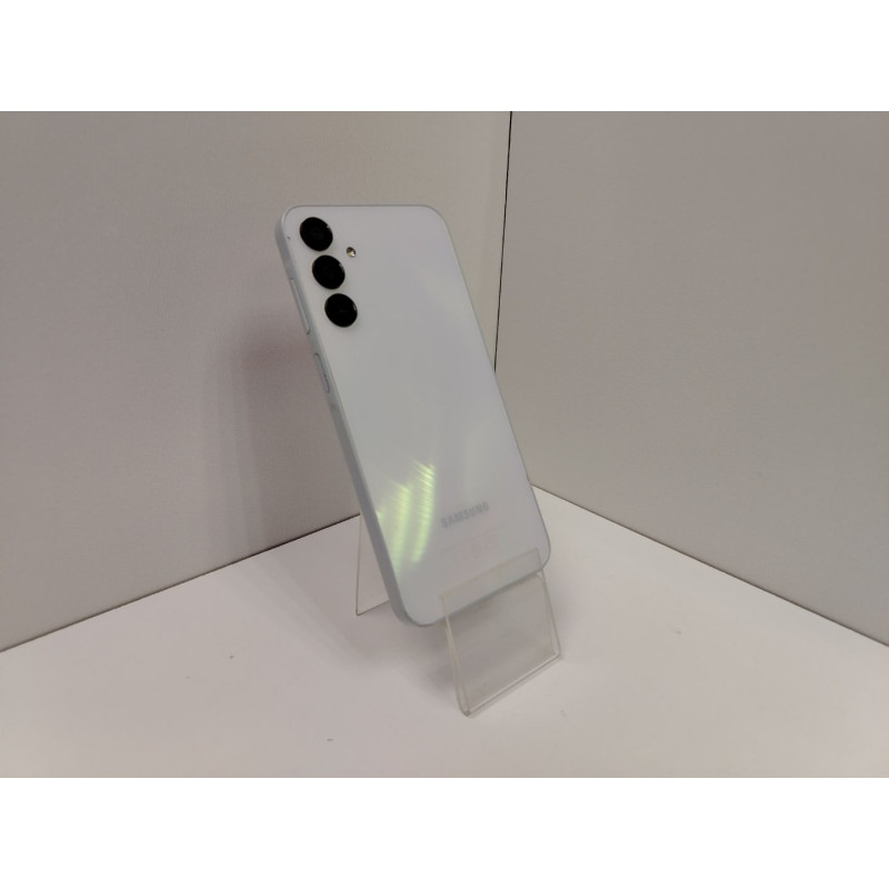 Мобильный телефон Samsung Galaxy A15 8/256 GB            
            б/у