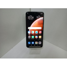 Мобильный телефон Xiaomi Redmi 8 4/64 GB            
            б/у